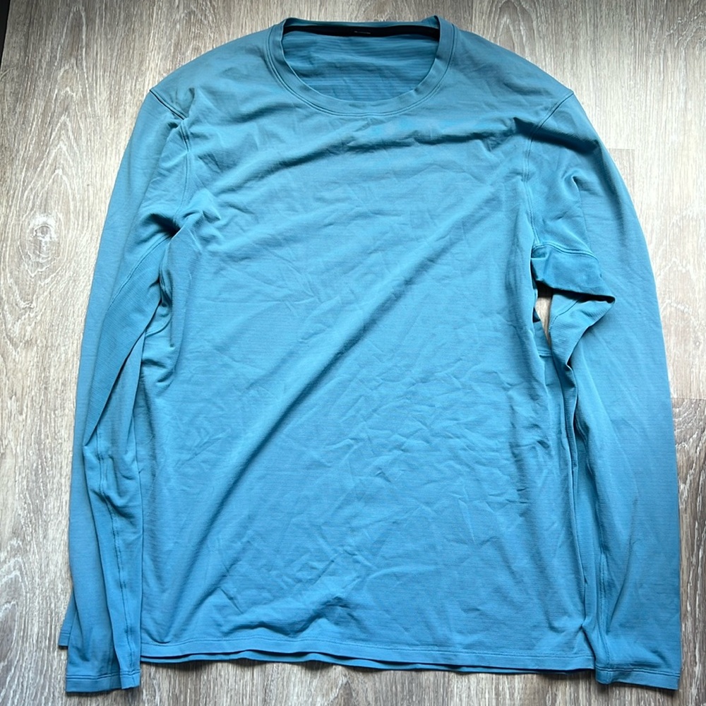 Lululemon long sleeve large